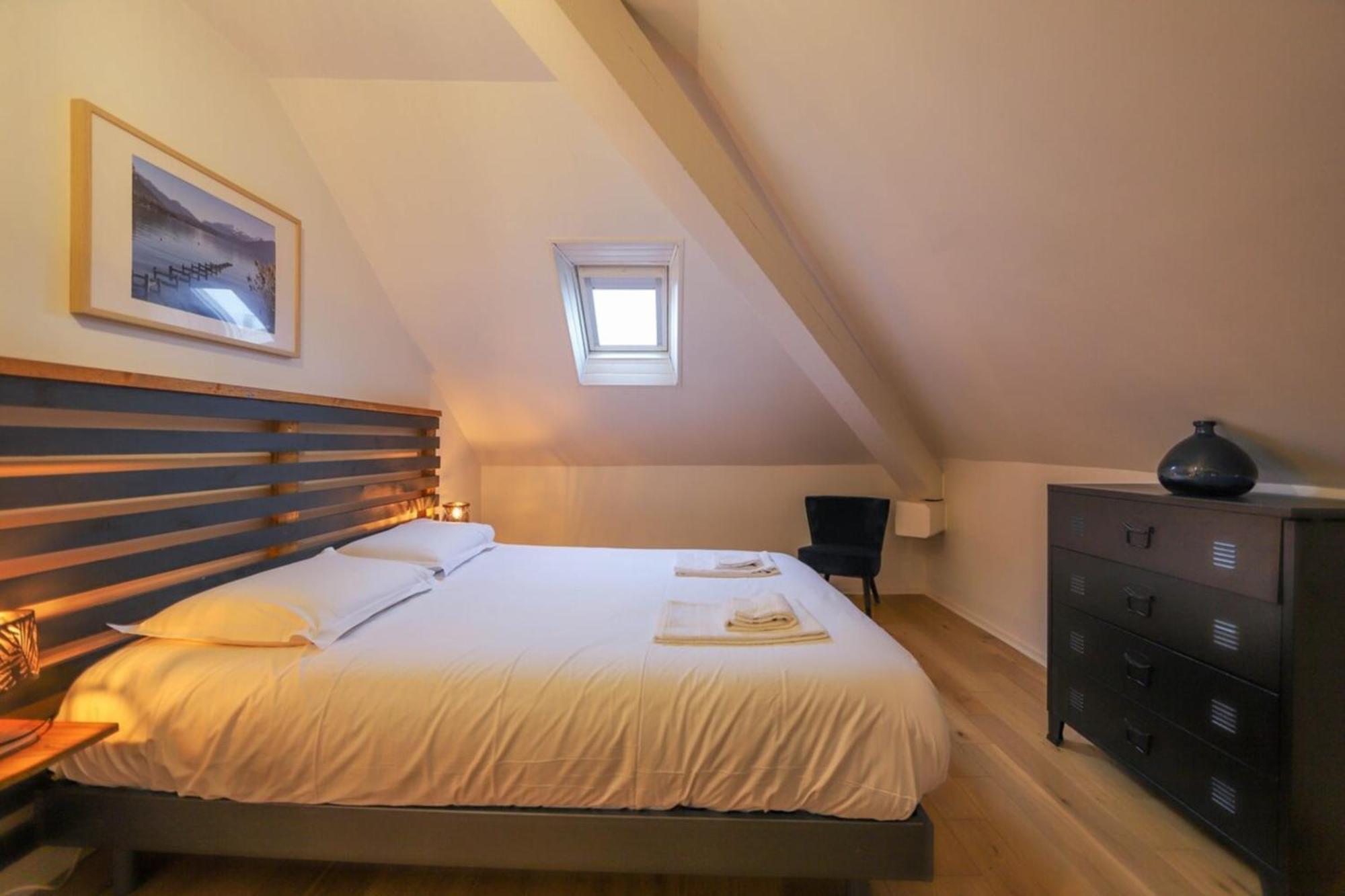 Le Factory Duplex En Vieille Ville Cote Lac Анси Экстерьер фото